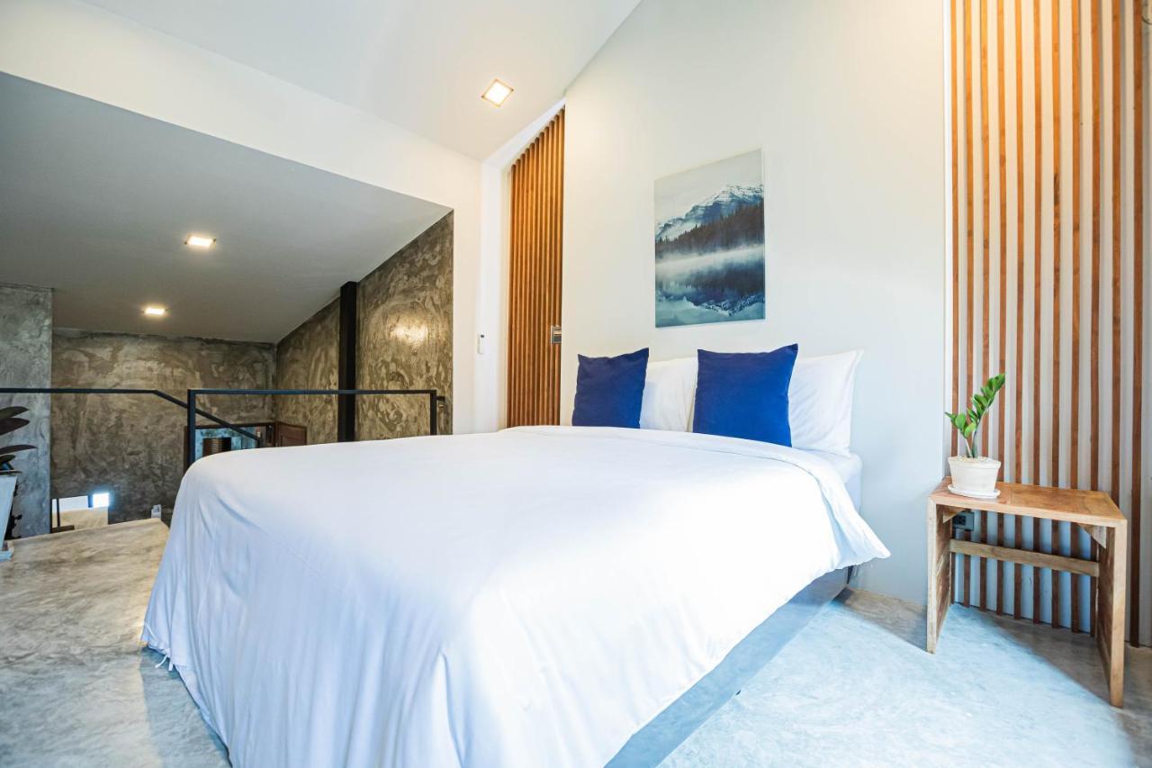 In My Place Cafotel Khlong Thom Екстер'єр фото