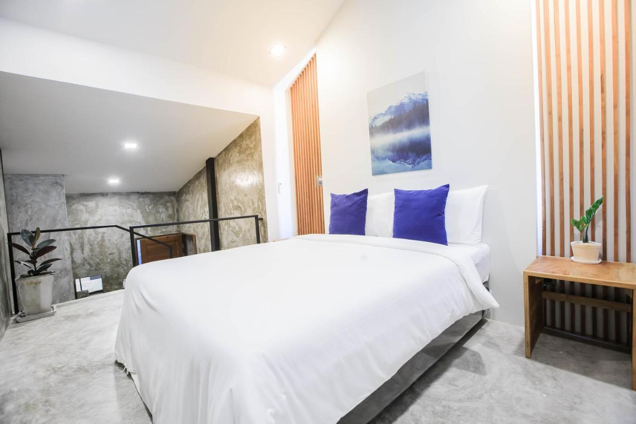 In My Place Cafotel Khlong Thom Екстер'єр фото