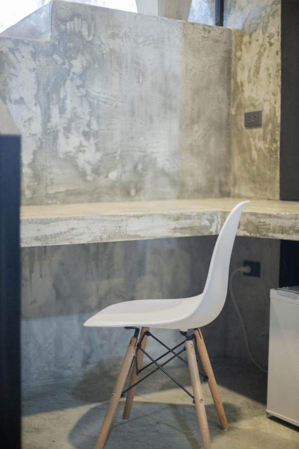 In My Place Cafotel Khlong Thom Екстер'єр фото