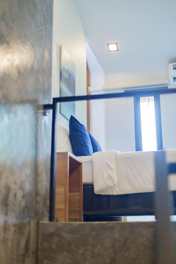 In My Place Cafotel Khlong Thom Екстер'єр фото
